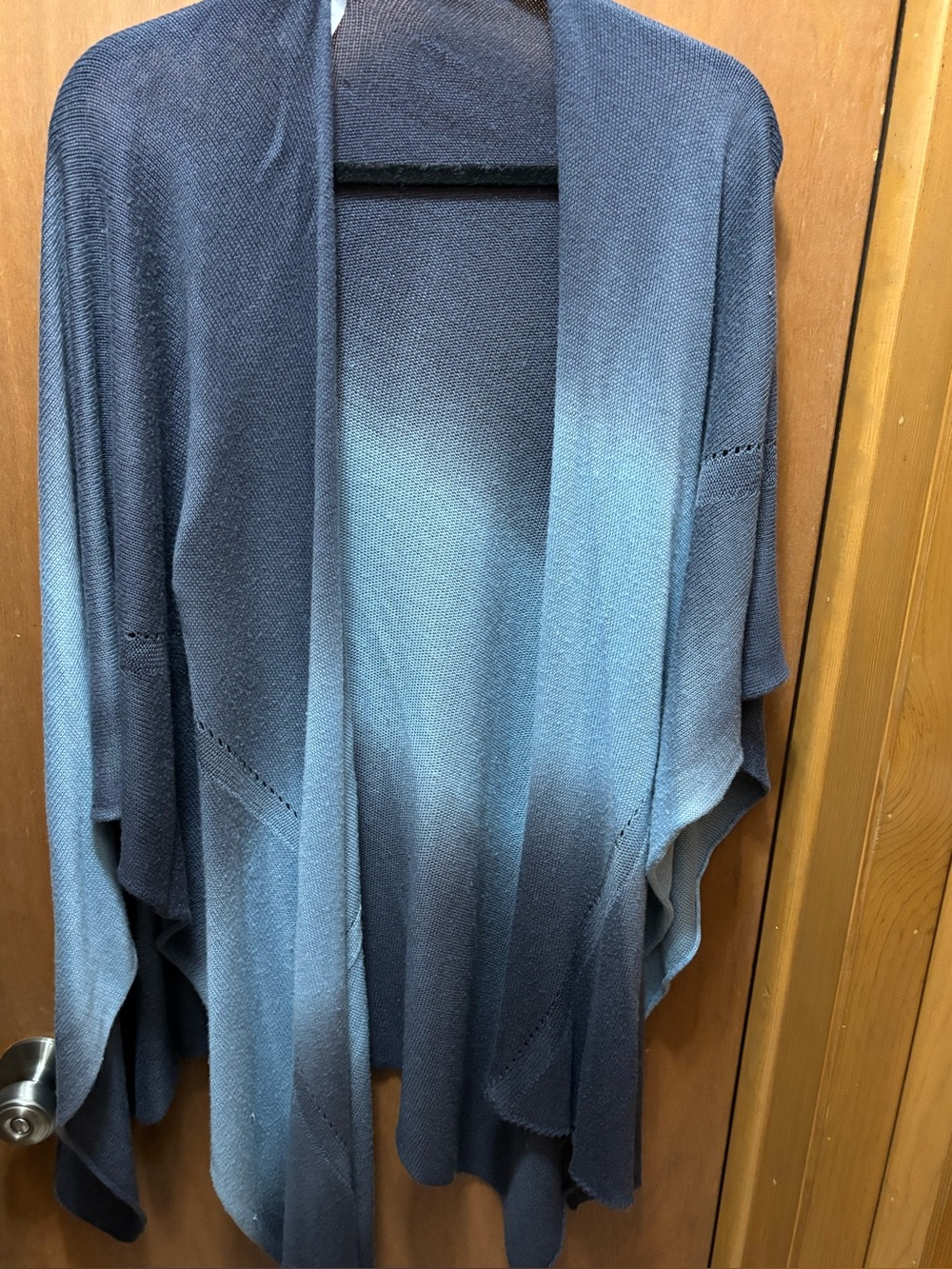 Lightweight Navy Blue Gradient Wrap